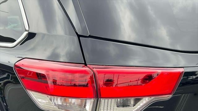 2018 Toyota Highlander LE