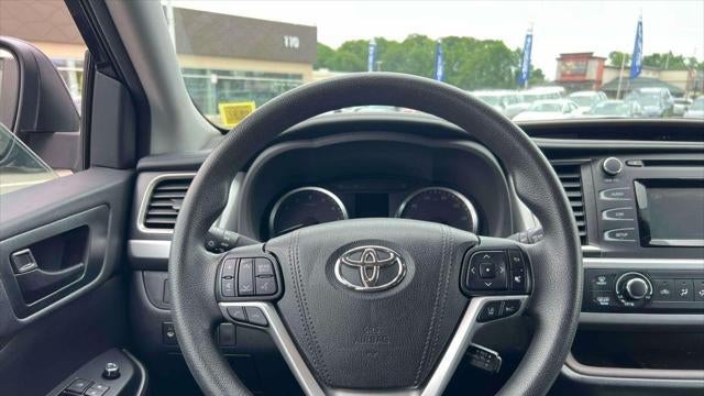 2018 Toyota Highlander LE