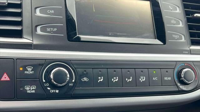 2018 Toyota Highlander LE