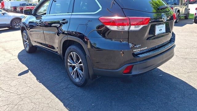 2017 Toyota Highlander LE