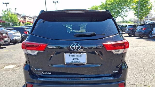 2017 Toyota Highlander LE