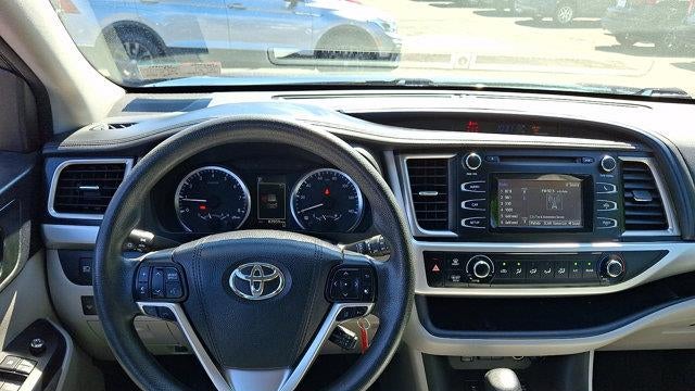 2017 Toyota Highlander LE