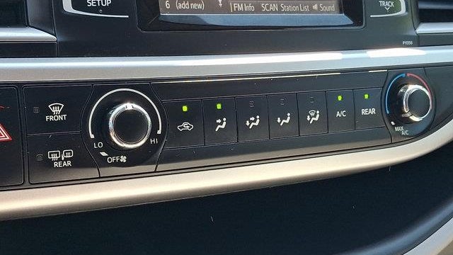 2017 Toyota Highlander LE