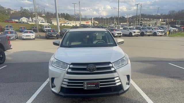 2017 Toyota Highlander LE