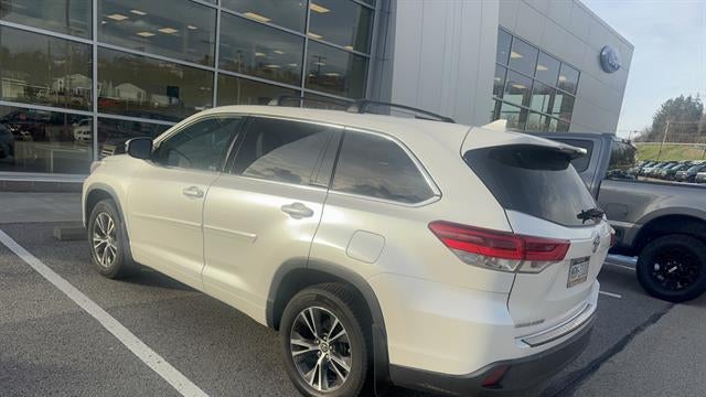 2017 Toyota Highlander LE