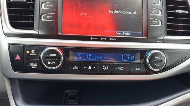 2017 Toyota Highlander LE