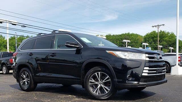 Preowned 2019 Toyota Highlander LE for Sale