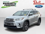 2017 Highlander Thumbnail 1