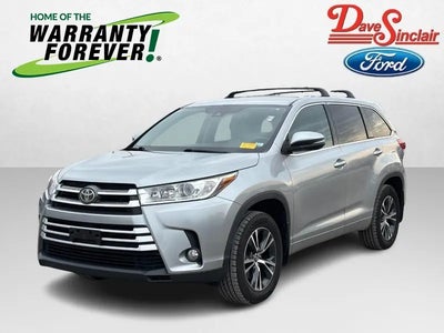Photo of a 2017 Toyota Highlander AWD LE 4DR SUV for sale
