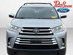 2017 Highlander Thumbnail 2