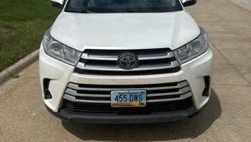 2018 Toyota Highlander LE