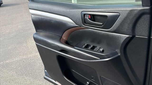 2019 Toyota Highlander LE Plus