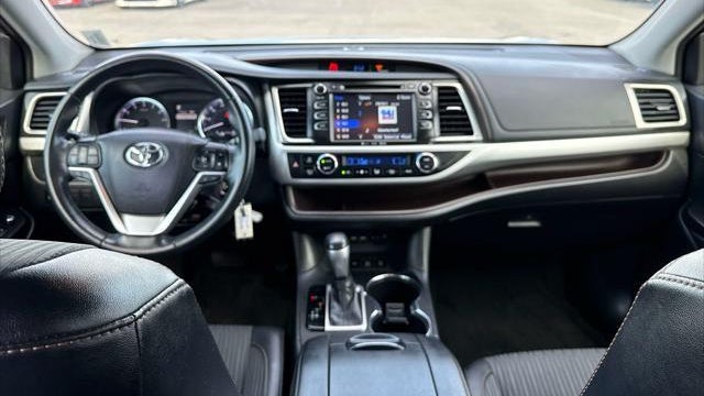 2019 Toyota Highlander LE Plus
