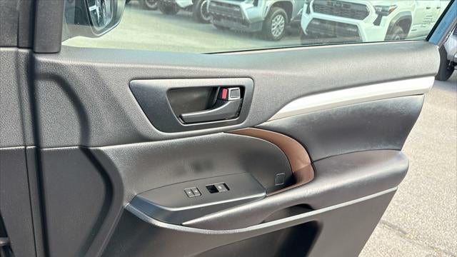 2019 Toyota Highlander LE Plus