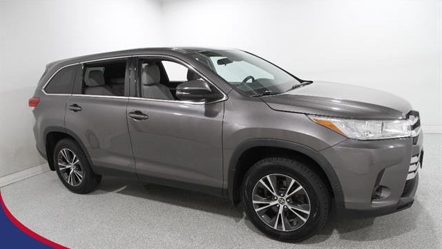 Preowned 2019 Toyota Highlander LE for Sale