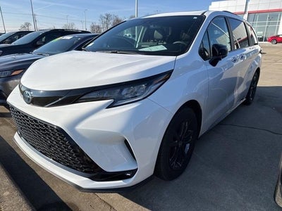 Photo of a 2025 Toyota Sienna AWD Woodland Edition 7-Passenger 4DR Mini-Van for sale