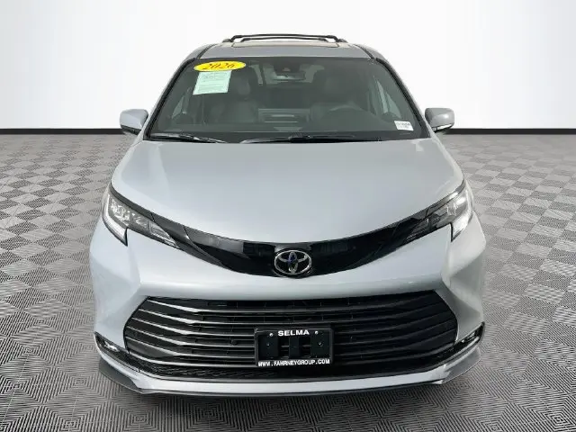2026 Toyota Sienna - $59,900