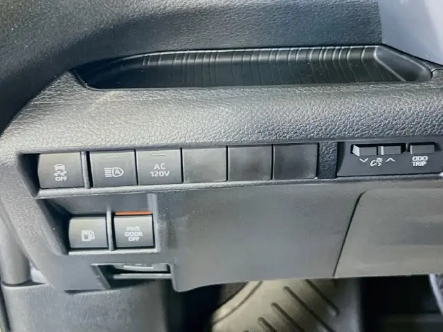2026 Toyota Sienna - $59,900