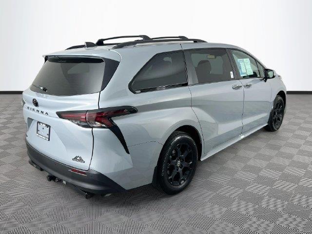 2026 Toyota Sienna - $59,800