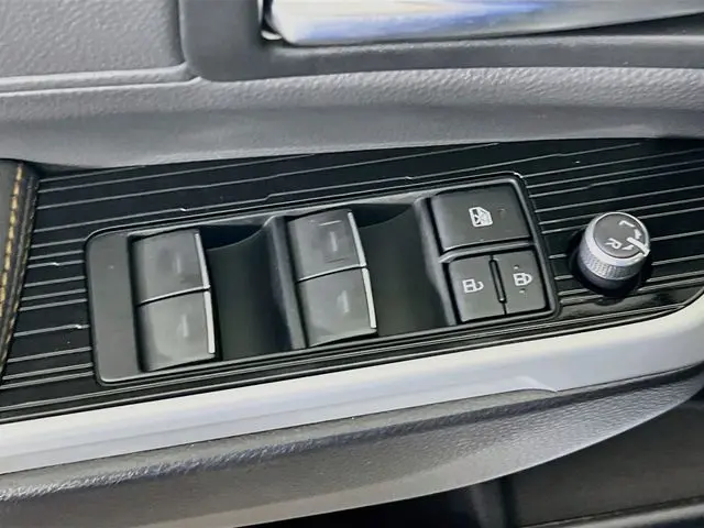 2026 Toyota Sienna - $61,900
