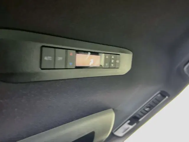 2026 Toyota Sienna - $61,900