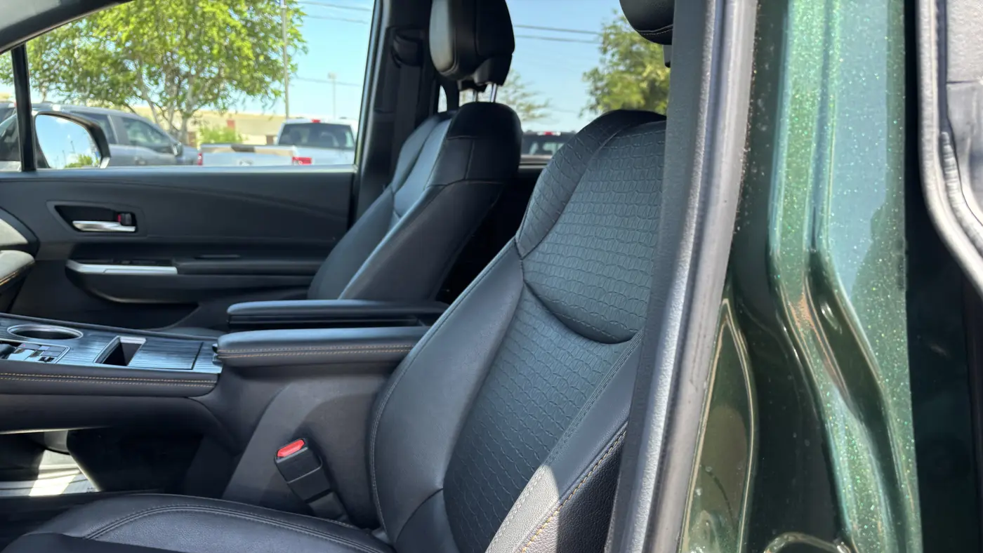 2025 Toyota Sienna Woodland Edition