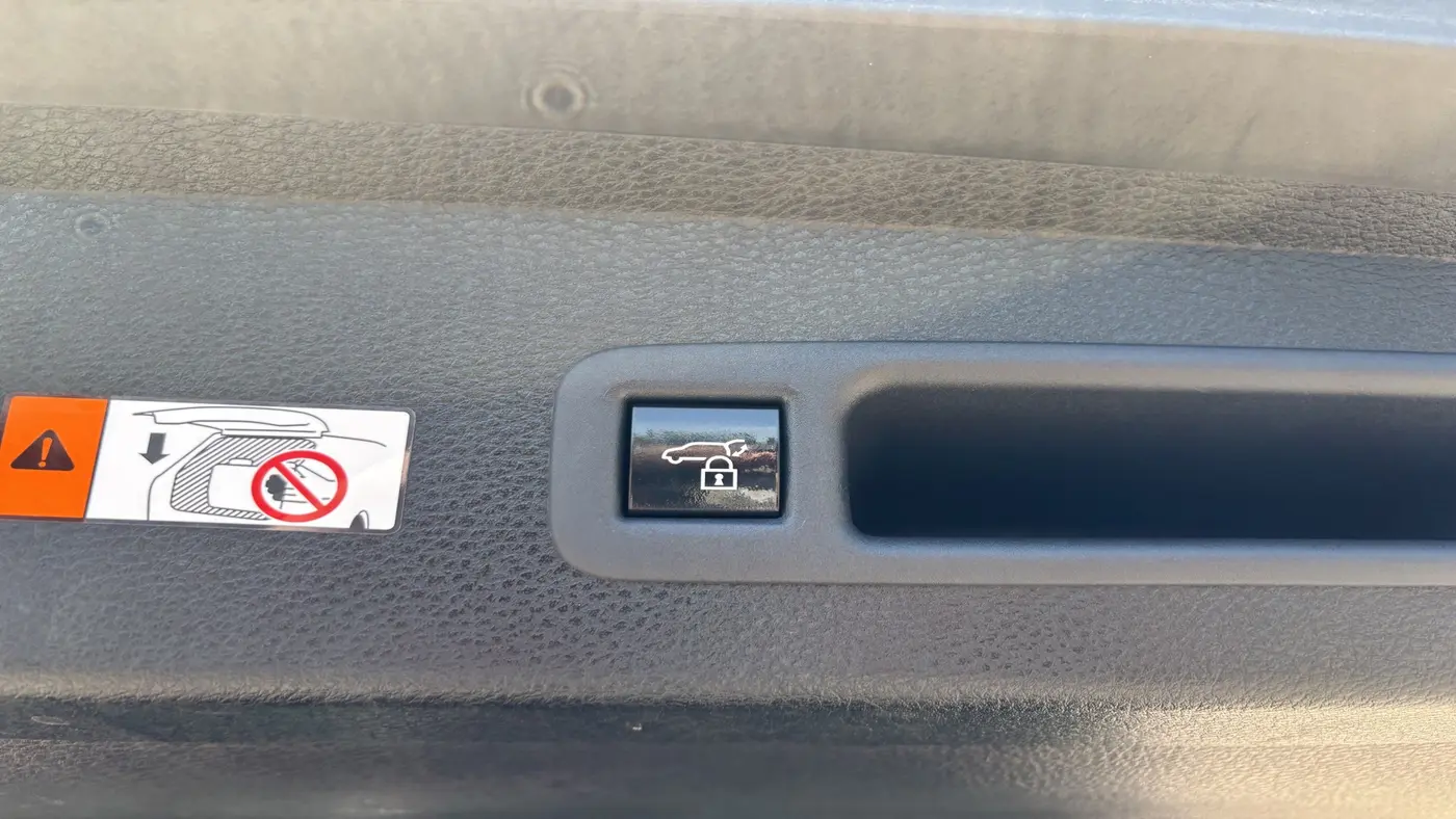 2025 Toyota Sienna Woodland Edition