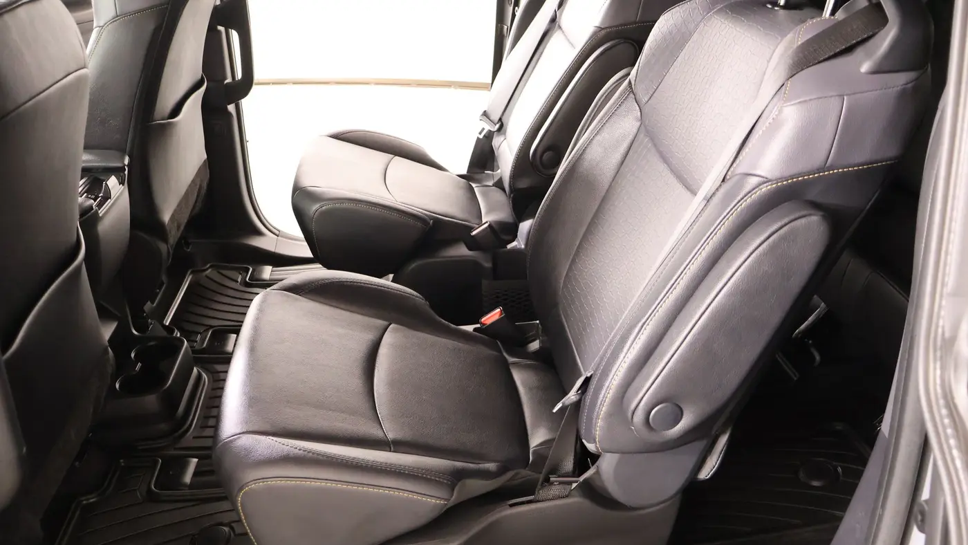 2024 Toyota Sienna Woodland Edition