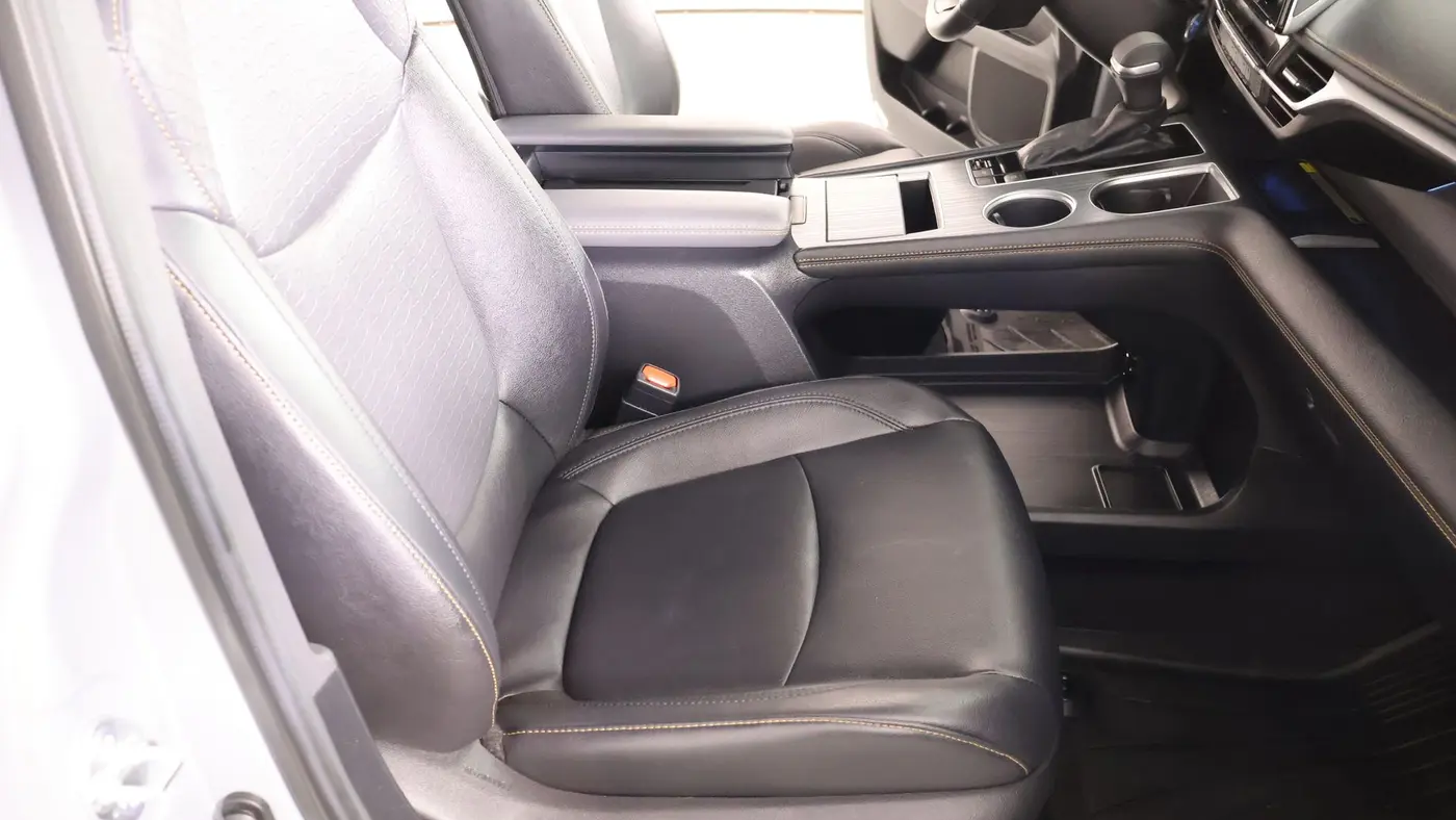 2024 Toyota Sienna Woodland Edition