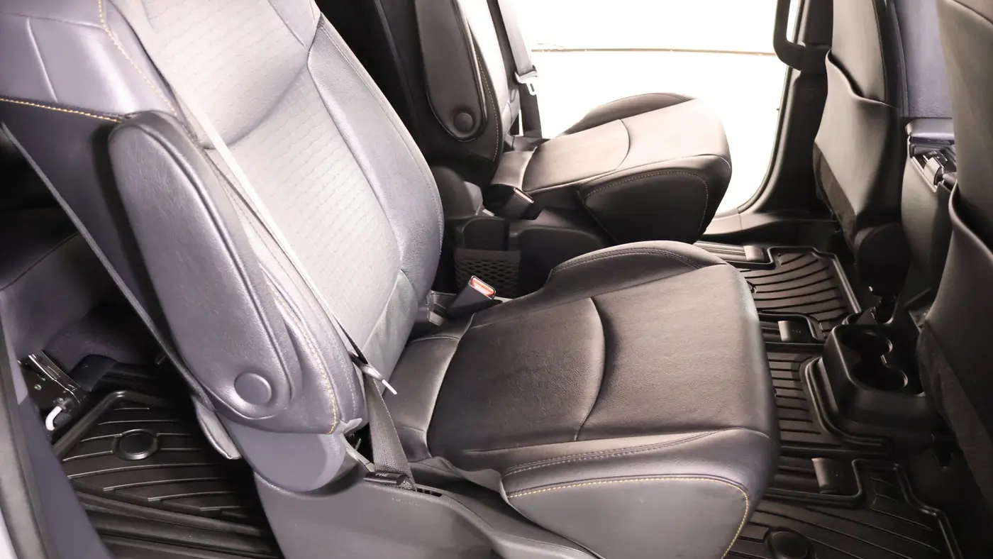 2024 Toyota Sienna Woodland Edition