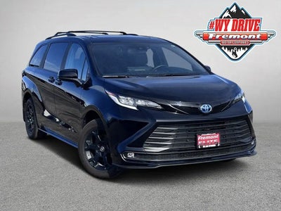 2025 Toyota Sienna AWD Woodland Edition 7-Passenger 4DR Mini-Van