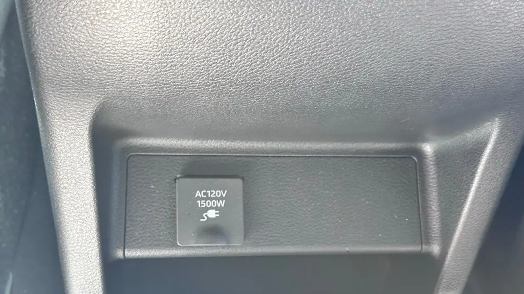 2025 Toyota Sienna Woodland Edition