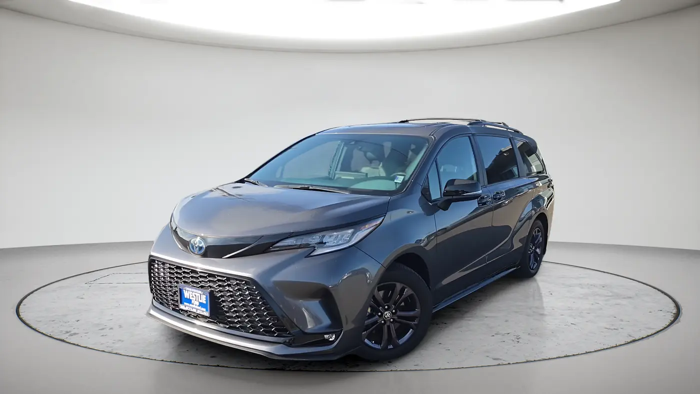 2025 Toyota Sienna