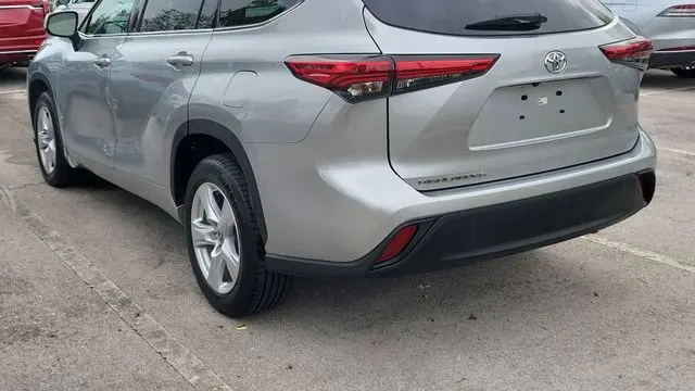 2021 Toyota Highlander L