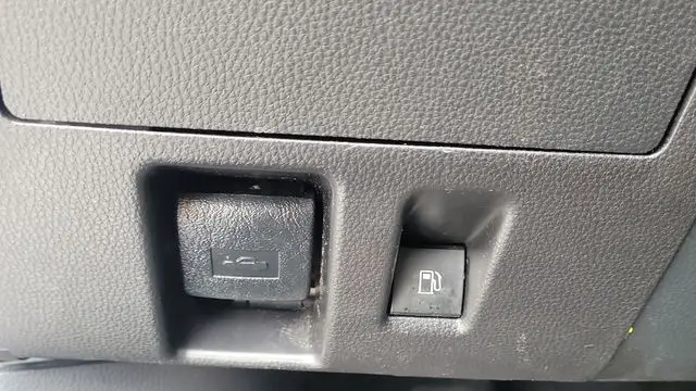 2021 Toyota Highlander L