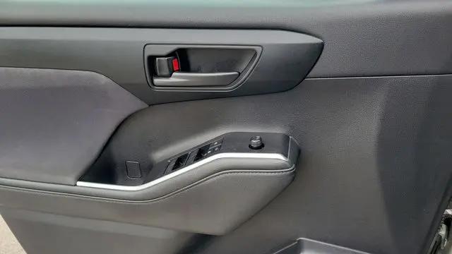 2021 Toyota Highlander L