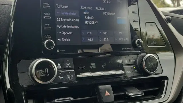 2021 Toyota Highlander L