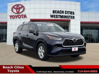 Photo of a 2022 Toyota Highlander L 4DR SUV for sale