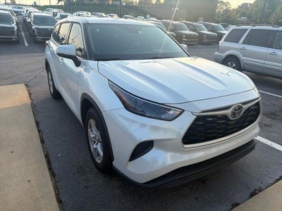 Photo of a 2022 Toyota Highlander L 4DR SUV for sale