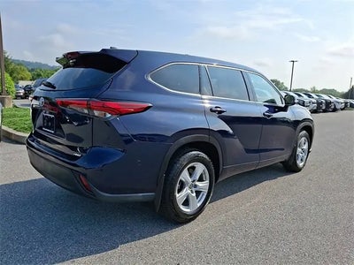 2022 Toyota Highlander AWD L 4DR SUV