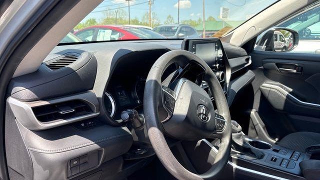 2021 Toyota Highlander L