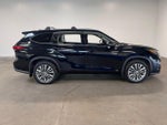 2021 Highlander Hybrid Thumbnail 2