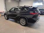 2021 Highlander Hybrid Thumbnail 5