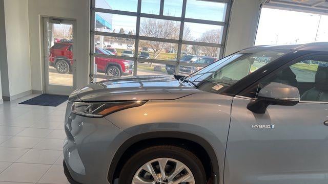 2021 Toyota Highlander Hybrid Limited