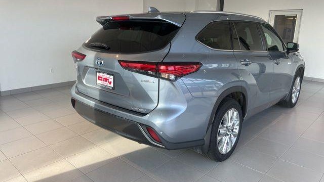 2021 Toyota Highlander Hybrid Limited