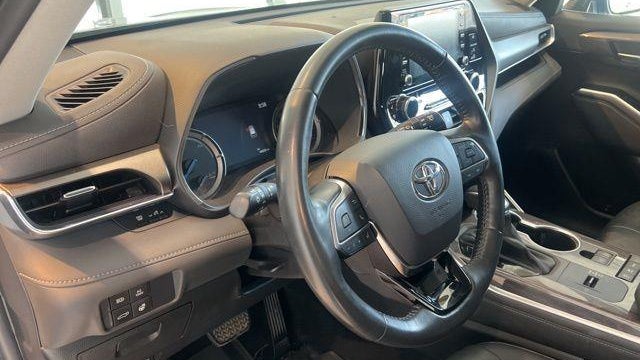 2021 Toyota Highlander Hybrid Limited