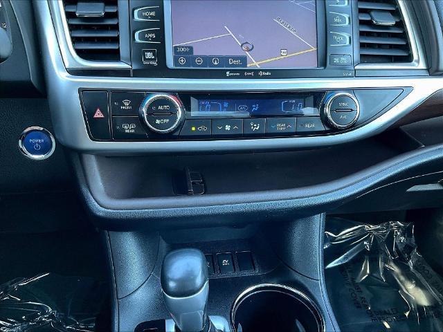 2016 Toyota Highlander - $17,999