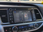 2015 Highlander Hybrid Thumbnail 19
