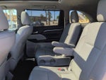 2015 Highlander Hybrid Thumbnail 27