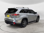 2016 Highlander Hybrid Thumbnail 5